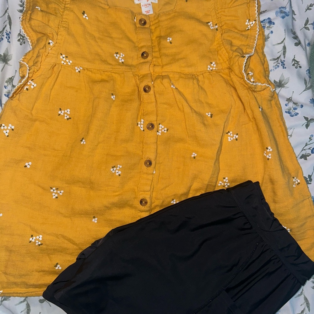 Cat & Jack Mustard Yellow Floral Short Sleeve Top With Black Biker Shorts Size12